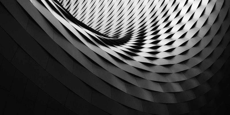 如何选择可靠的域名注册商：五大核心评估指标与避坑指南 | YWLCN网站托管服务