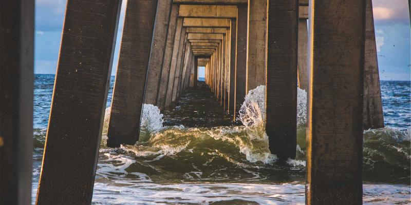 抢占数字未来：AI、Web3与绿色科技浪潮下的域名注册与服务器管理新机遇