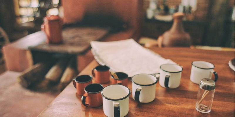 新兴市场域名注册指南：如何利用ccTLD策略与YWLCN服务器管理实现本土化突破