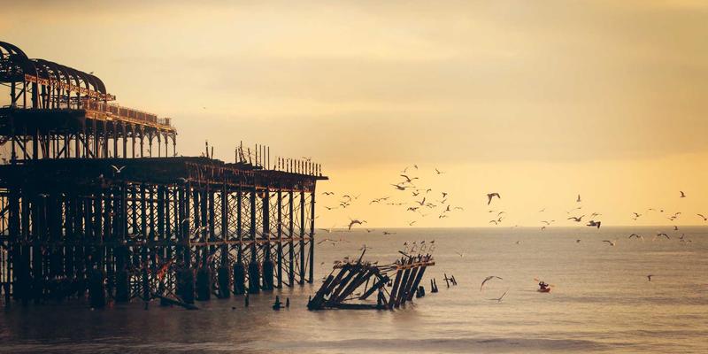 新顶级域名注册策略：如何用.tech、.ai、.store等扩展品牌与提升网站托管效果