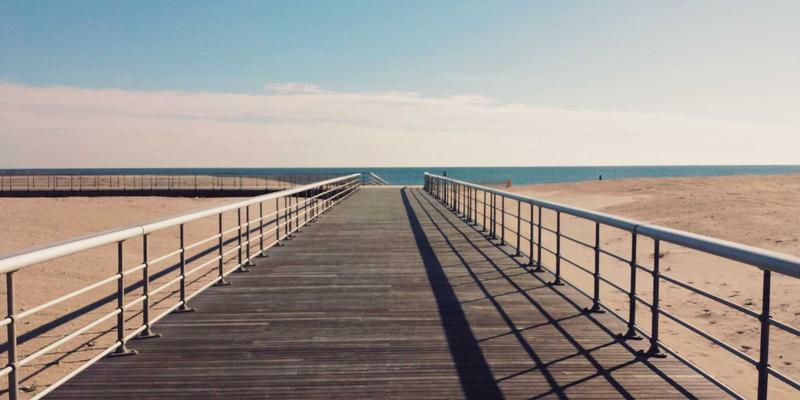 过期域名抢注策略与风险防范：如何安全获取高价值历史域名